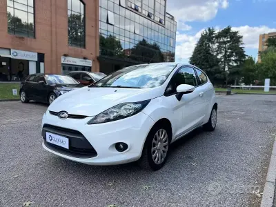 Brugt Ford Fiesta 71 HK (52 kW) 2011 Hvid Sedan