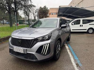 Grigio pastello Usata 2025 Peugeot 2008 Style SUV | 19.900 € (Buon prezzo)