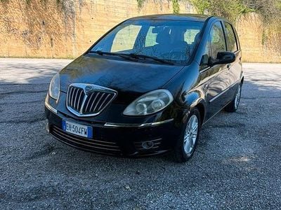 Usata Lancia Musa 95 CV (69 kW) 2011 Nero Monovolume