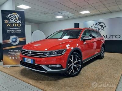 Usata VW Passat Alltrack Business 190 CV (139 kW) 2016 Arancione Station wagon