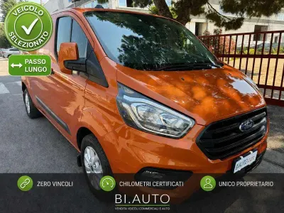 Usata Ford Transit Custom Titanium 170 CV (125 kW) 2022 Arancione Furgone