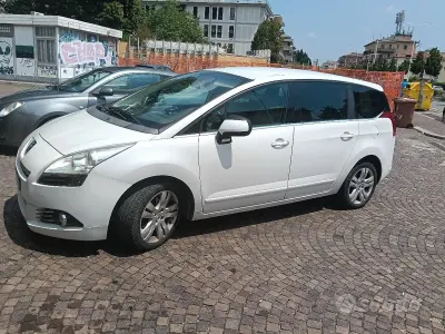 Usata Peugeot 5008 163 CV (119 kW) 2012 Bianco Monovolume