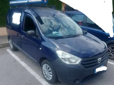 Usata Dacia Dokker Ambiance 83 CV (61 kW) 2016 Monovolume