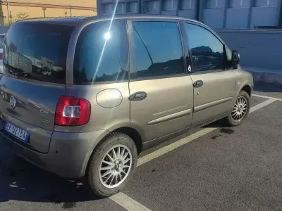Usata Fiat Multipla Emotion 92 CV (67 kW) 2010 Marrone Monovolume