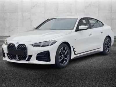 Usata BMW 420 Coupé M Sport 184 CV (135 kW) 2025 Bianco Coupé