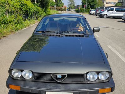 Second-hand Alfa Romeo GTV 130 CP (95 kW) 1985 Gri Coupe