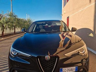 Usata Alfa Romeo Stelvio 160 CV (117 kW) 2021 Nero SUV