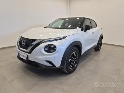 Usata Nissan Juke N-Connecta 114 CV (83 kW) 2024 Verde SUV