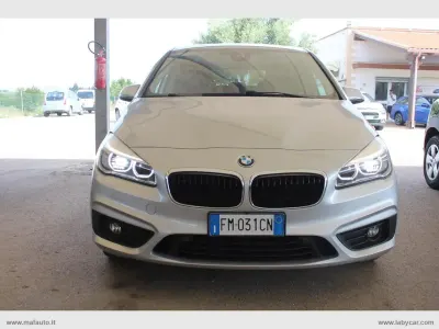 Usata BMW 218 Active Tourer Luxury Line 149 CV (109 kW) 2017 Argento Monovolume