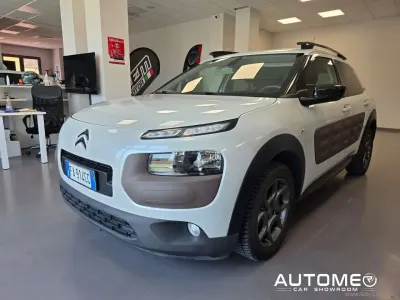 Usata Citroën C4 Shine 99 CV (72 kW) 2015 Bianco SUV