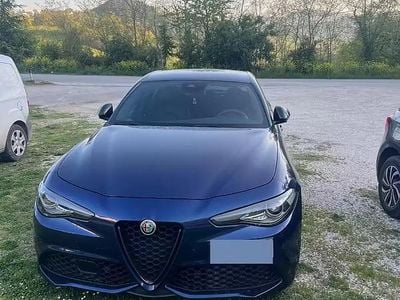 Usata Alfa Romeo Giulia 190 CV (139 kW) 2018 Blu Berlina