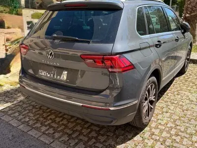 Usata VW Tiguan Life 150 CV (110 kW) 2023 Grigio SUV