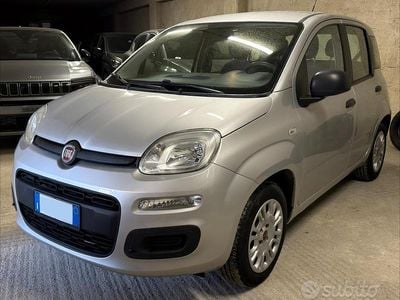 Usata Fiat Panda 69 CV (50 kW) 2017 Grigio Berlina