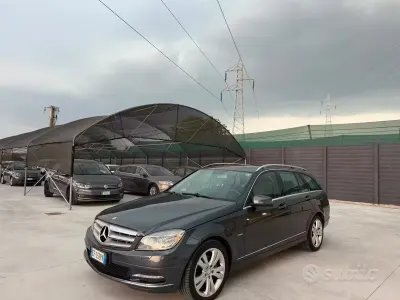 Usata Mercedes C220 Avantgarde 170 CV (125 kW) 2010 Grigio Station wagon