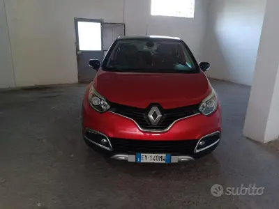 Occasion Renault Captur 90 PK (66 kW) 2015 Rood SUV