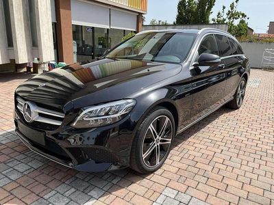Usata Mercedes C300e 194 CV (142 kW) 2020 Nero Station wagon