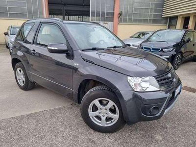 Usata Suzuki Vitara 129 CV (94 kW) 2014 Grigio SUV