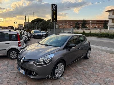 Usata Renault Clio IV 73 CV (53 kW) 2015 Berlina