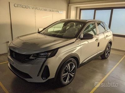 Usata Peugeot 3008 GT 130 CV (95 kW) 2022 Bianco SUV