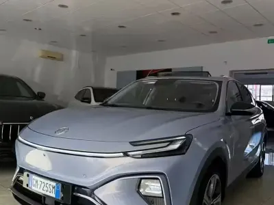 Usata MG Marvel R Luxury 132 kW (180 CV) 2023 Blu SUV
