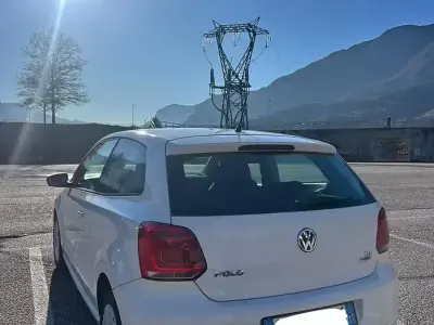 Usata VW Polo 85 CV (62 kW) 2011 Bianco Utilitaria
