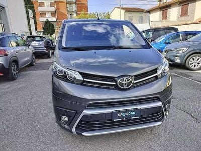 Usata Toyota Proace Verso Edition 180 CV (132 kW) 2022 Grigio Station wagon