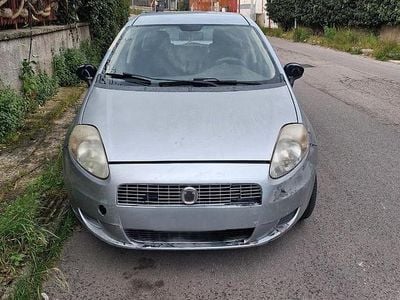 Usata Fiat Punto 98 CV (72 kW) 2004 Utilitaria