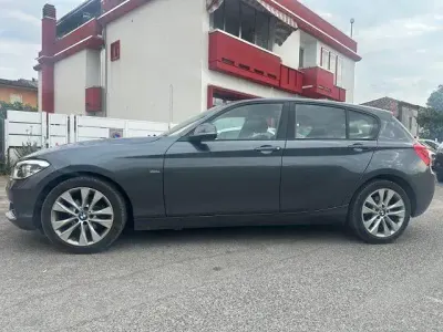 Usata BMW 118 Efficient Dynamics 136 CV (100 kW) 2017 Grigio Utilitaria