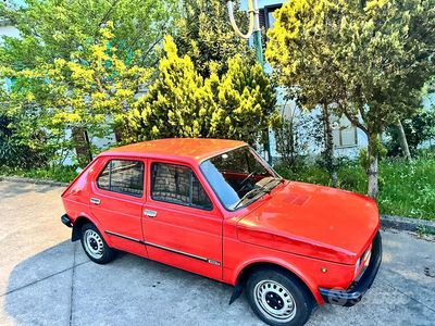 Käytetty Fiat 127 45 HP (33 kW) 1980 Punainen Sedan