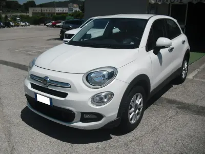 Usata Fiat 500X Pop Star 95 CV (69 kW) 2016 Bianco SUV