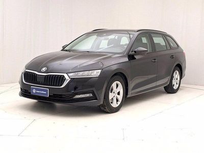 Usata Skoda Octavia Ambition 110 CV (80 kW) 2021 Nero tulipano perlato Station wagon