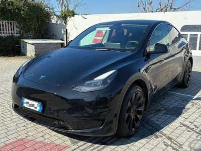 Usata Tesla Model Y RWD 88 kW (120 CV) 2023 Nero SUV
