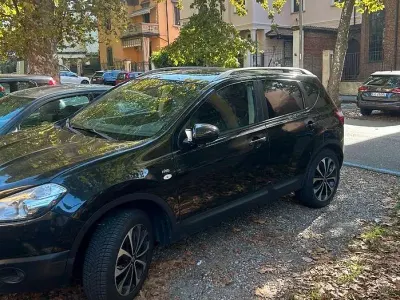 Usata Nissan Qashqai N-TEC 106 CV (77 kW) 2011 Nero SUV