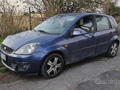 Occasion Ford Fiesta 80 PK (58 kW) 2006 Blauw Hatchback