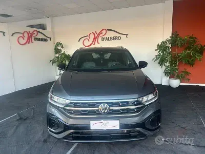 Usata VW T-Roc R-line 110 CV (80 kW) 2022 Grigio SUV