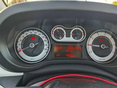 Usata Fiat 500L Lounge 95 CV (69 kW) 2016 Bianco Monovolume