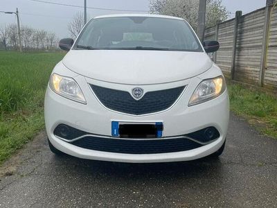 usata Lancia Ypsilon Ypsilon 1.2 69 CV 5 porte Elle