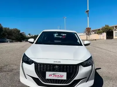 Usata Peugeot 208 Active 101 CV (74 kW) 2020 Bianco Utilitaria