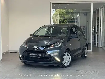 Usata Toyota Aygo X-play 69 CV (50 kW) 2017 Other Utilitaria