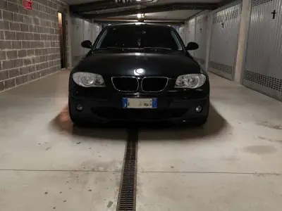 Usata BMW 120 163 CV (119 kW) 2007 Utilitaria