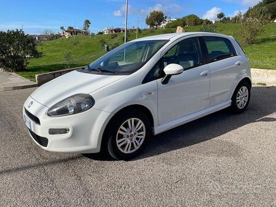 Bianco Usata 2012 Fiat Punto Sport Berlina | 5500 € (Molto cara)