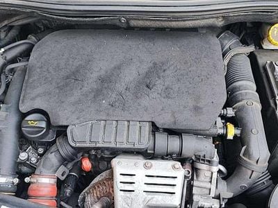 Usata Peugeot 2008 Allure 110 CV (80 kW) 2018 SUV