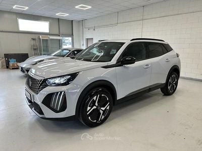 Usata Peugeot 2008 Allure 101 CV (74 kW) 2025 Bianco SUV