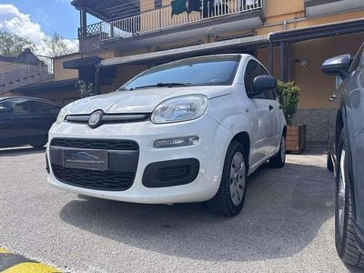 Usata Fiat Panda Pop 75 CV (55 kW) 2012 Bianco Utilitaria