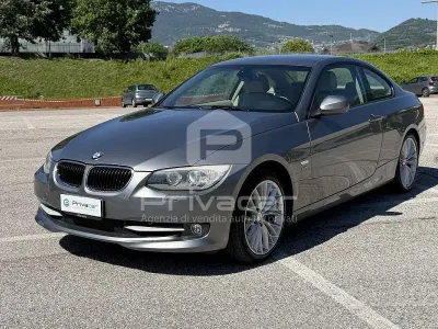 Usata BMW 320 Comfort Edition 184 CV (135 kW) 2011 Grigio Coupé
