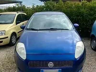 Usata Fiat Grande Punto Emotion 90 CV (66 kW) 2007 Blu Utilitaria
