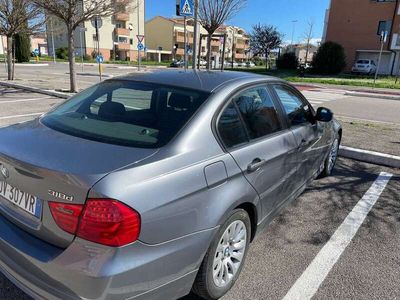 usata BMW 318 318 d Attiva 143cv