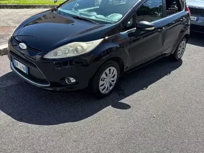 Usata Ford Fiesta Titanium 68 CV (50 kW) 2009 Nero Berlina