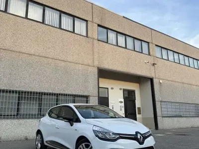 Usata Renault Clio IV Life 73 CV (53 kW) 2017 Bianco Berlina