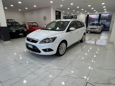 Usata Ford Focus 136 CV (100 kW) 2009 Bianco Station wagon